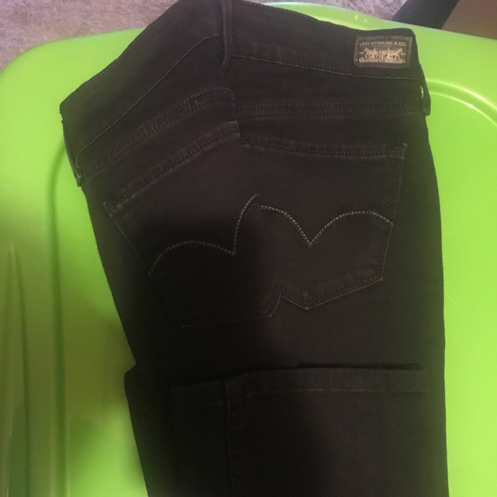 Levi Jeans - Picture 2 of 2
